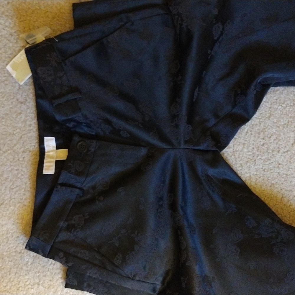 Michael Michael Kors Petite Black Floral Dress Pants - Picture 6 of 9